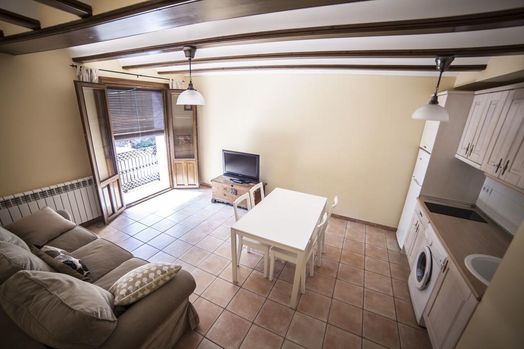 Apartamentos Cine Capicol Albarracín Exterior foto
